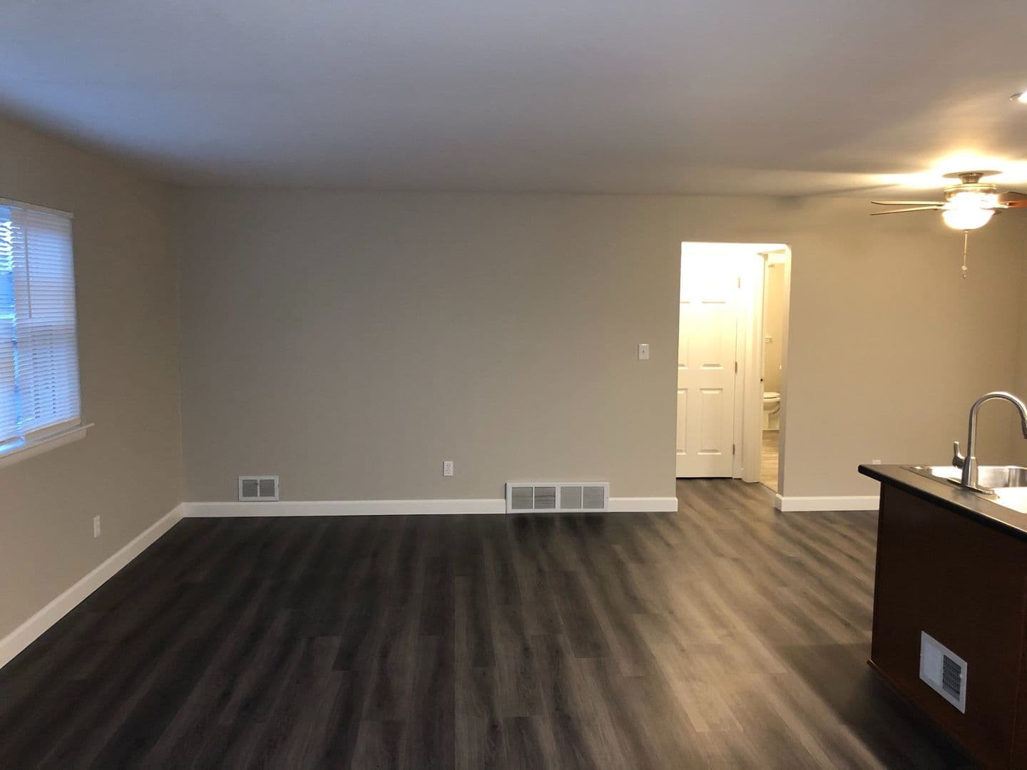 Grandview Heights Apartment: 1571-1619 Roxbury Road