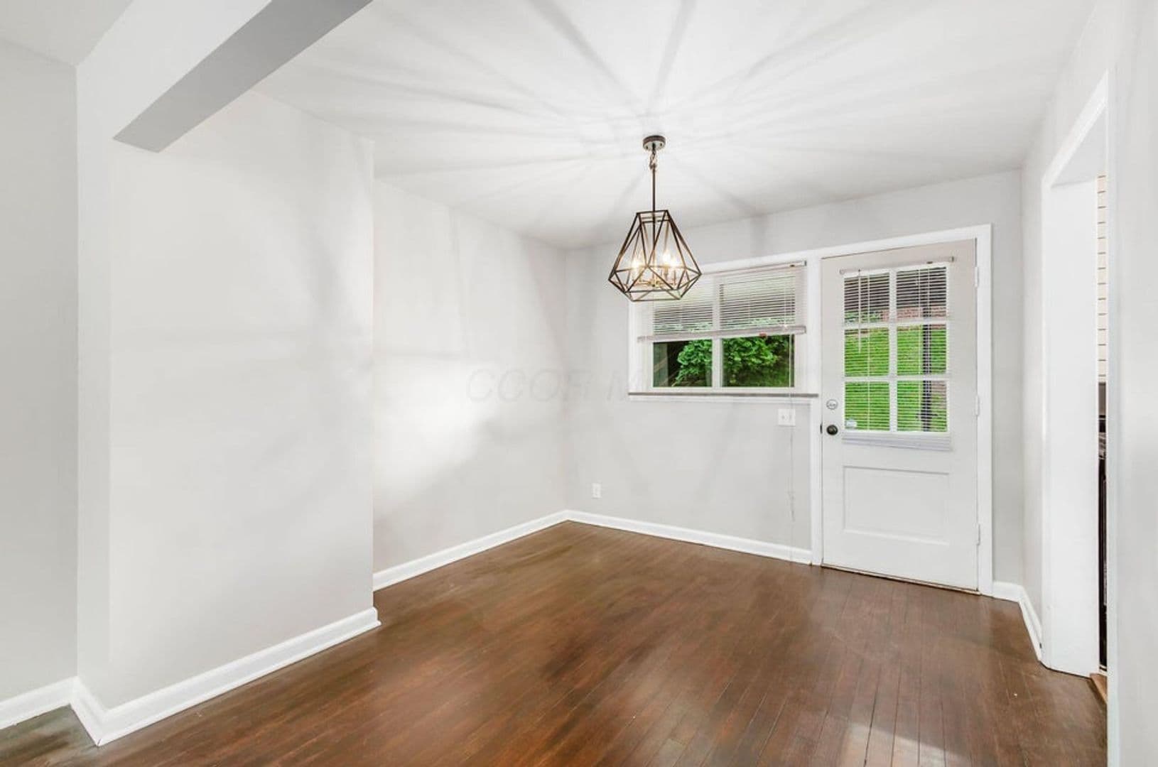 Columbus Townhome: 712 Overbrook Dr.