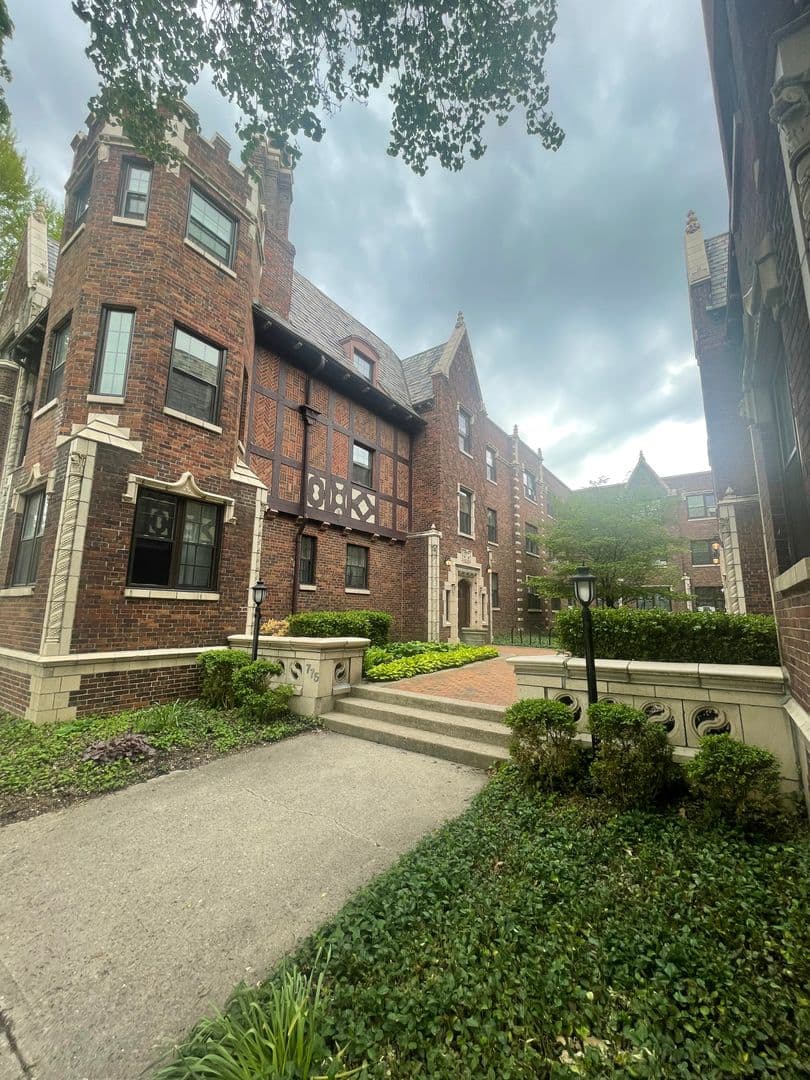 Columbus Apartment: 775 E. Broad Street