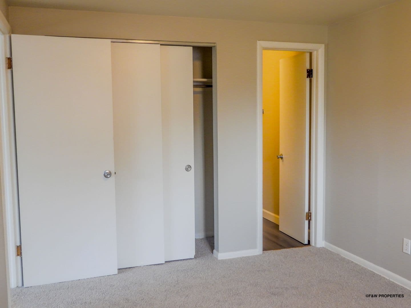 Columbus Apartment: 1855 E. Rich Street II