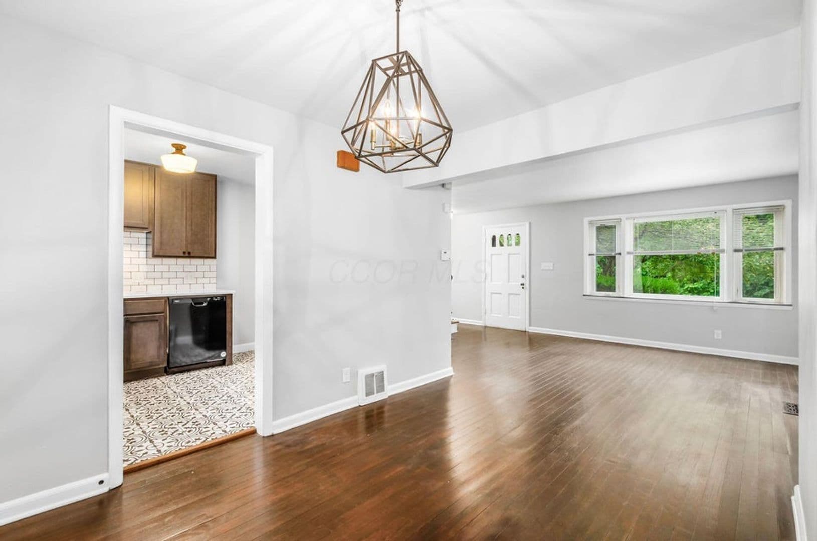 Columbus Townhome: 712 Overbrook Dr.