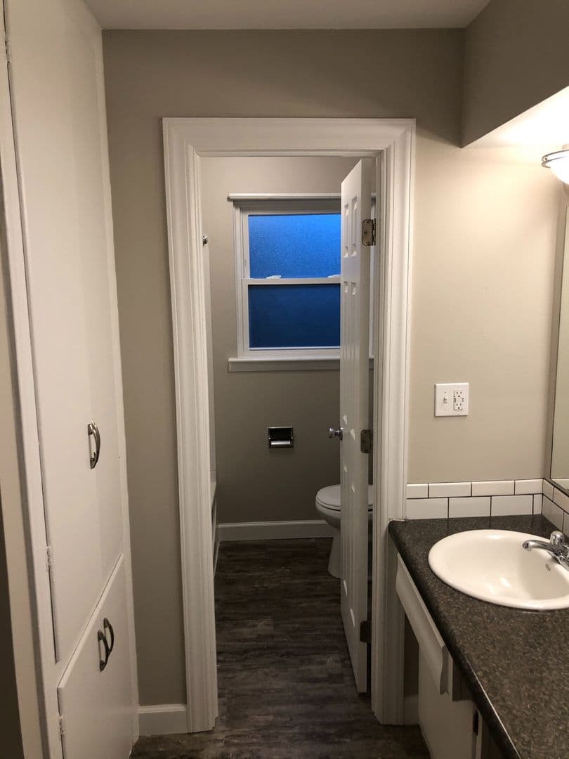 Grandview Heights Apartment: 1571-1619 Roxbury Road