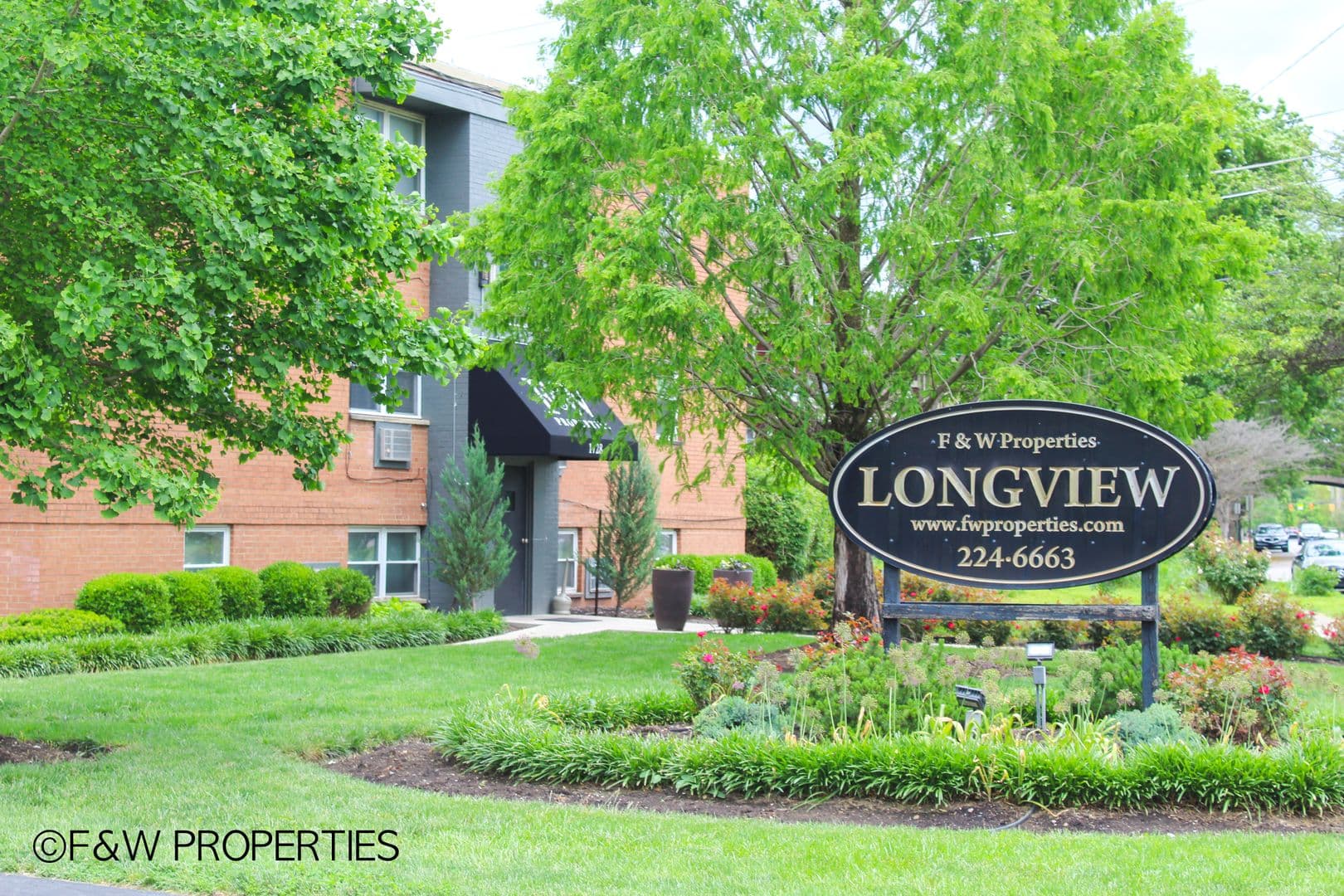 Columbus Apartment: 1738K E. Long St.