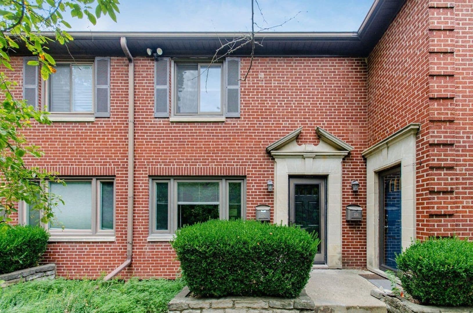 Columbus Townhome: 712 Overbrook Dr.