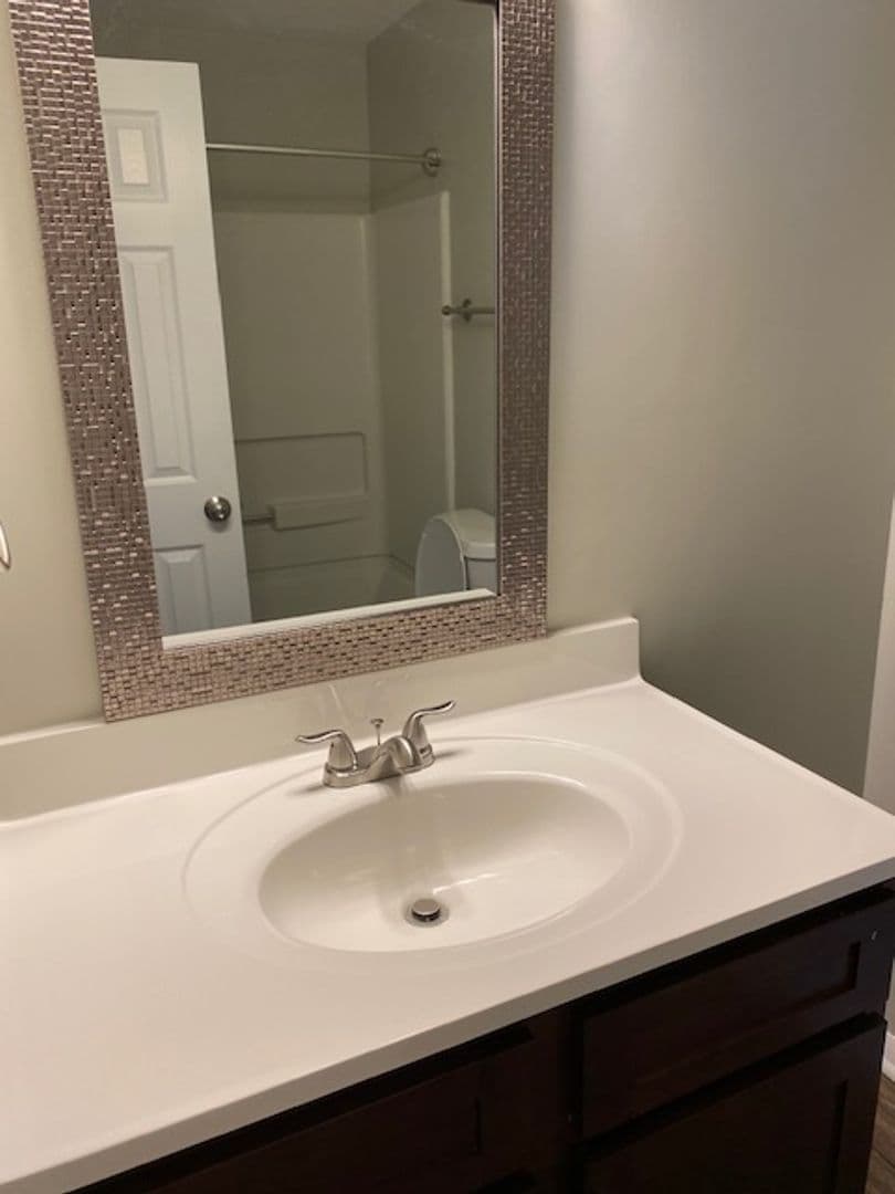 Warner Robins Apartment: 919 Corder Road