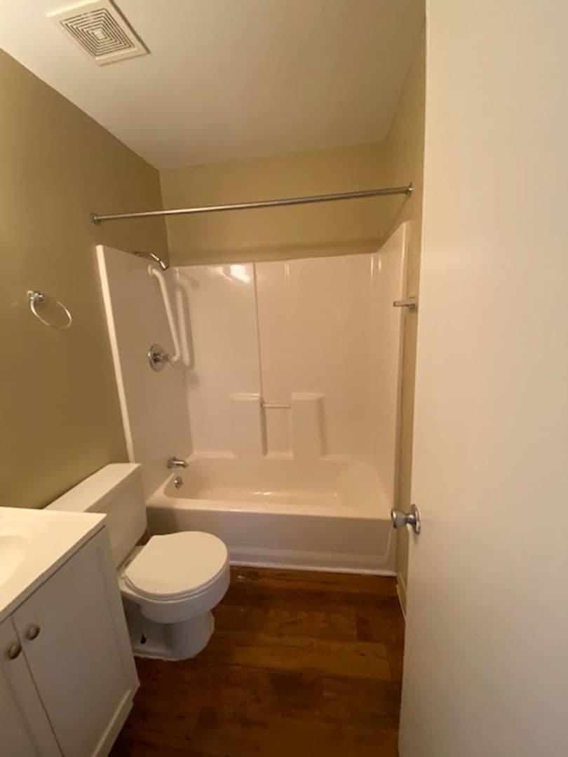 Warner Robins Apartment: 907 Corder Road