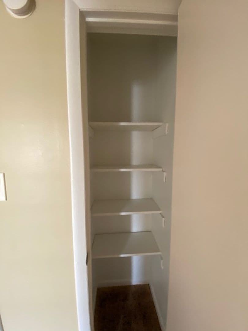 Warner Robins Apartment: 907 Corder Road