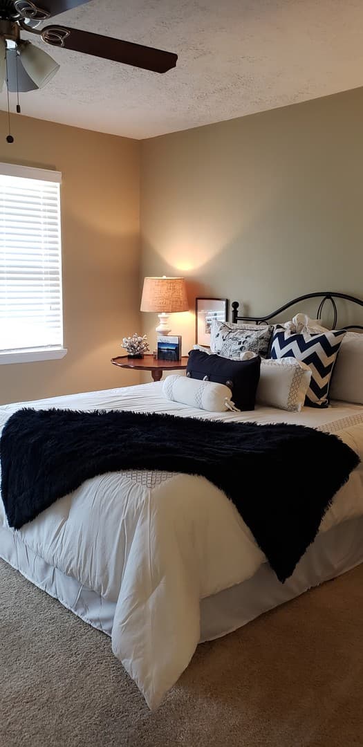 Centerville Apartment: 105 Arnold Street