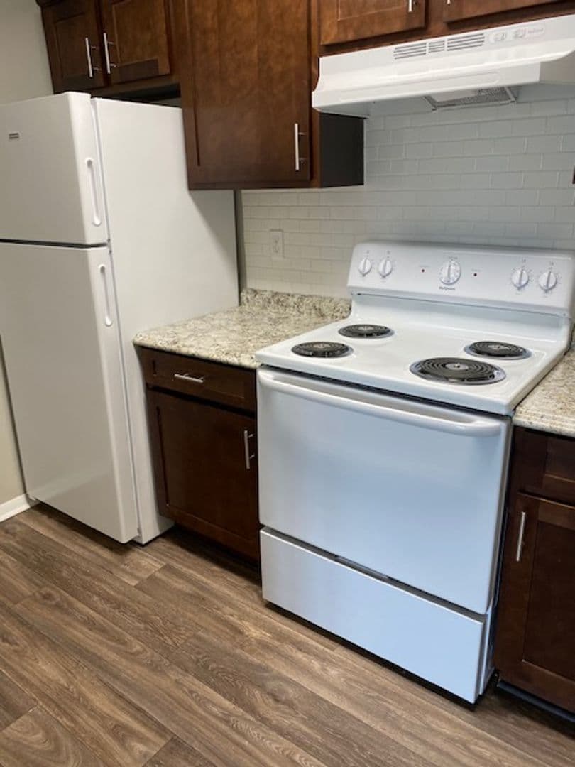 Warner Robins Apartment: 919 Corder Road