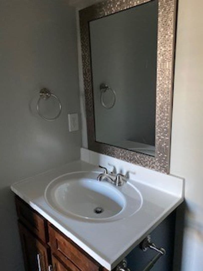 Warner Robins Apartment: 919 Corder Road