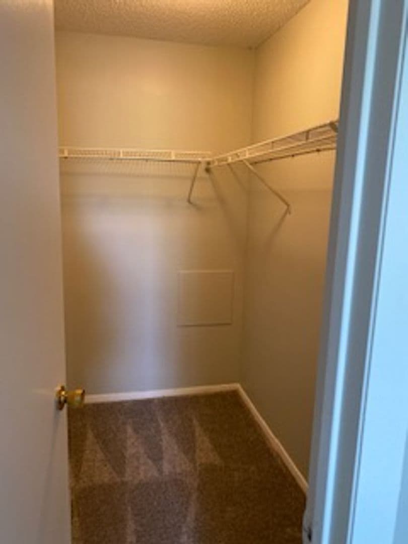 Warner Robins Apartment: 919 Corder Road