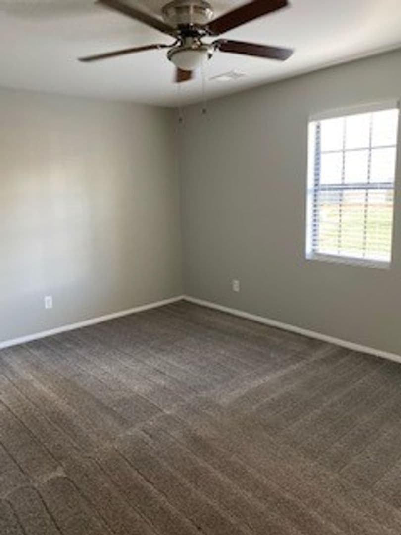 Warner Robins Apartment: 919 Corder Road