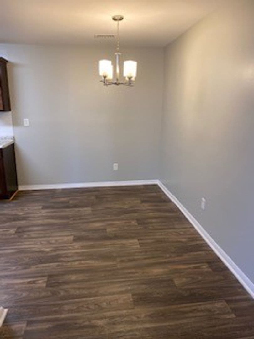 Warner Robins Apartment: 919 Corder Road
