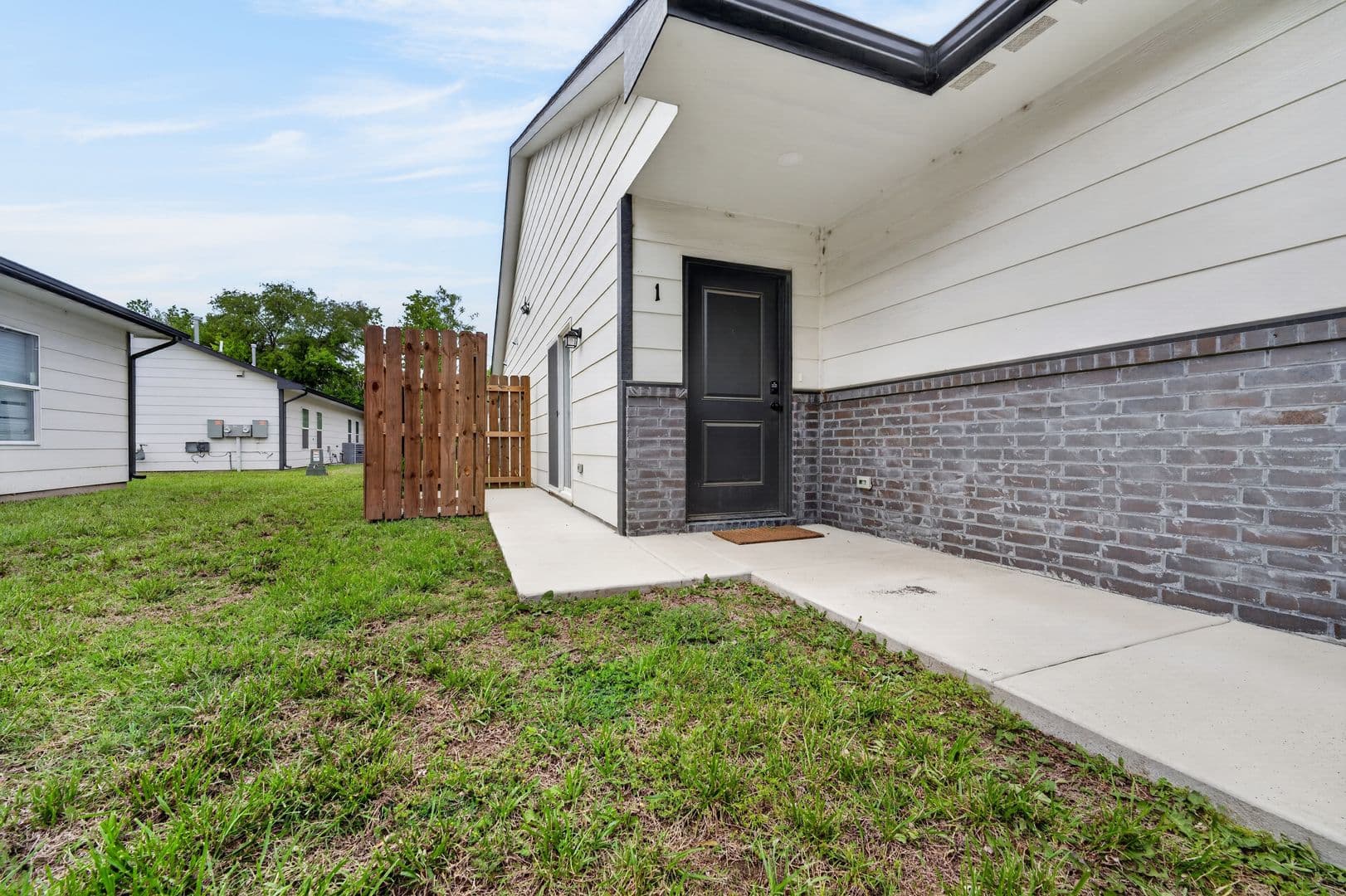 Wichita Apartment: 2934 W Murdock