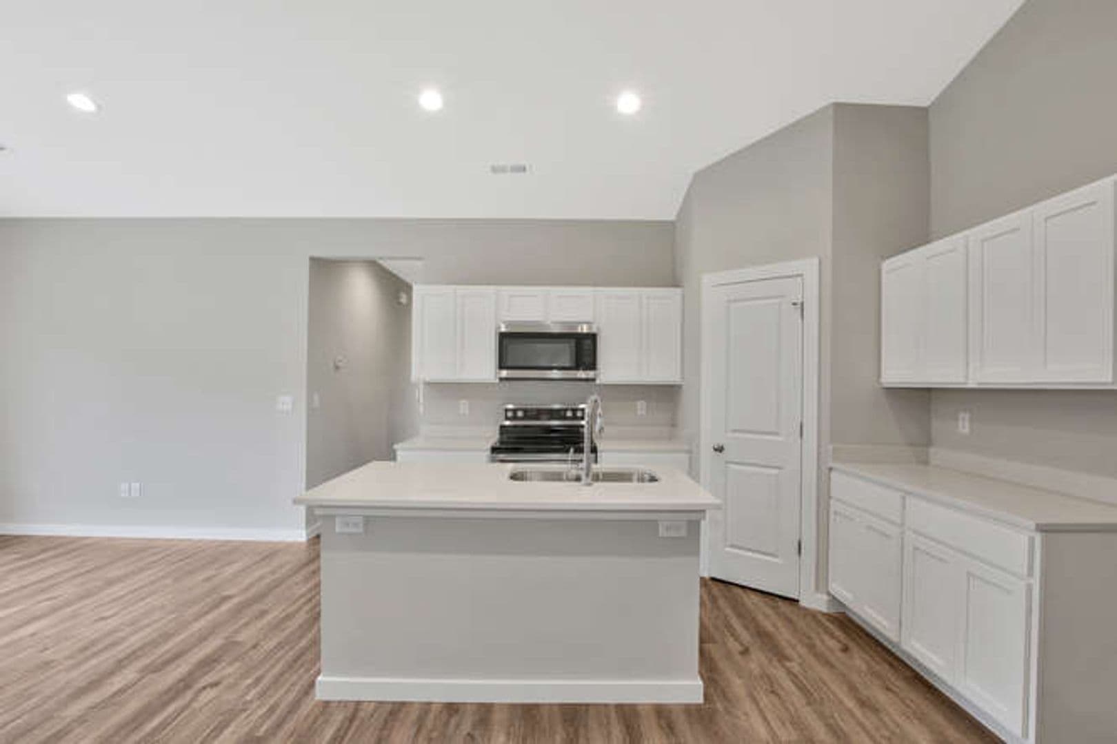 Wichita Apartment: 13543-13557 W Haskell