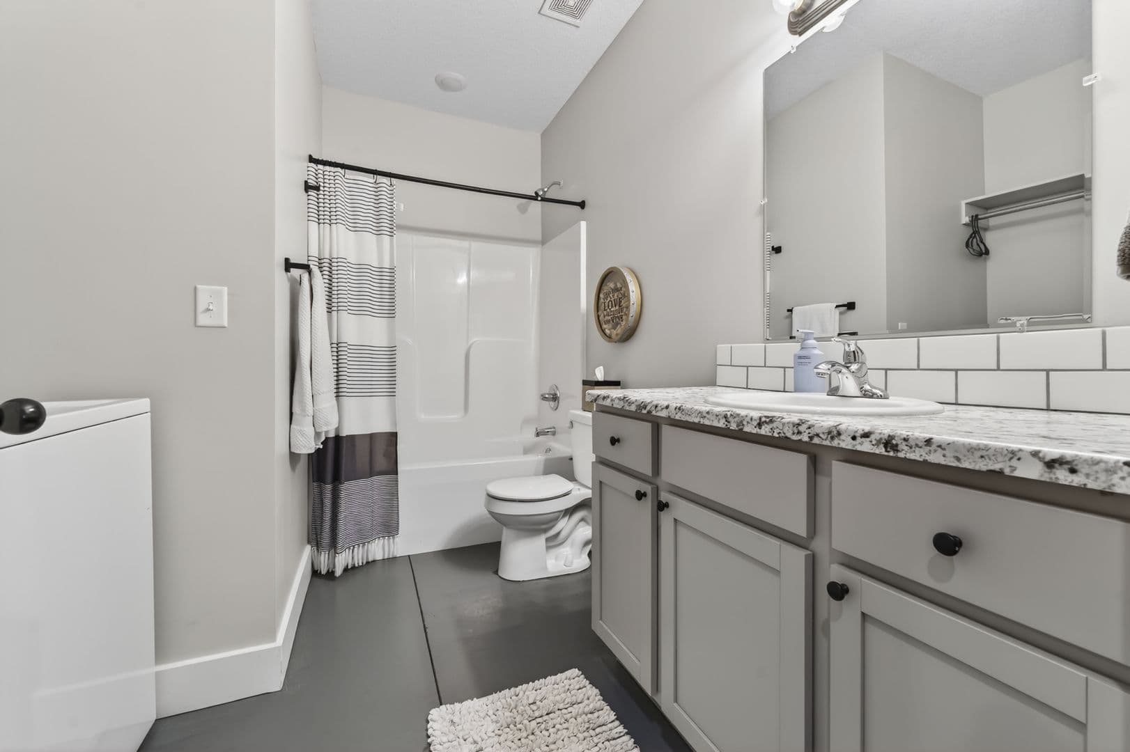 Wichita Apartment: 2934 W Murdock