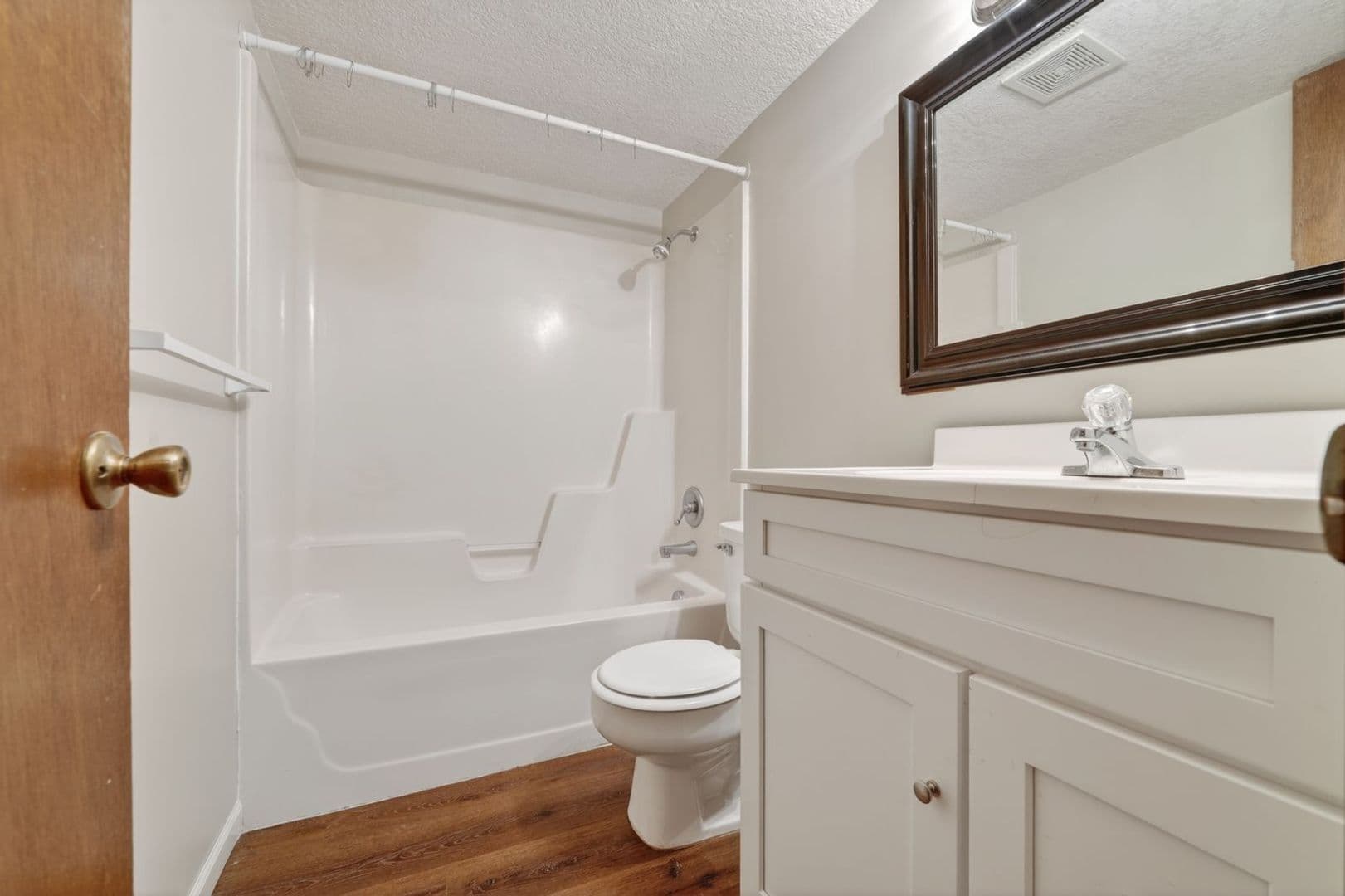 Wichita Apartment: 8432-8434 W Thurman