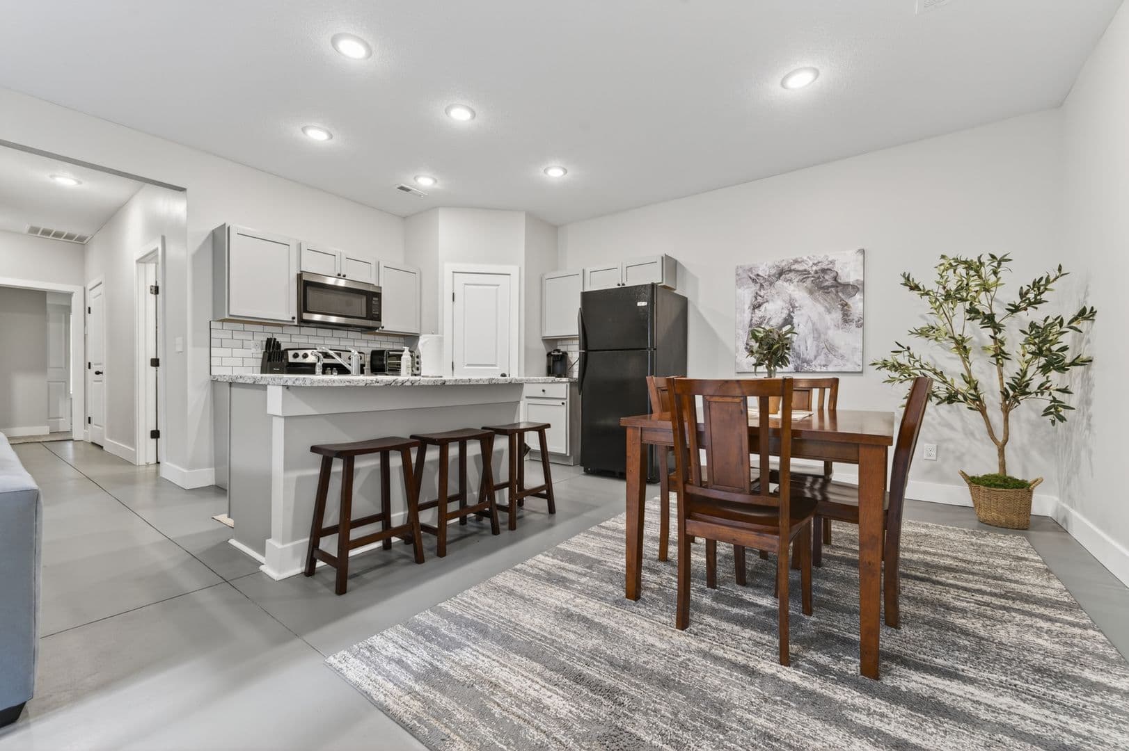 Wichita Apartment: 2934 W Murdock
