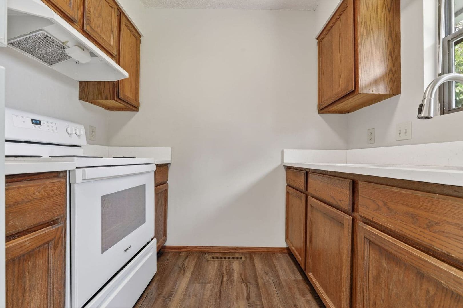 Wichita Apartment: 8432-8434 W Thurman