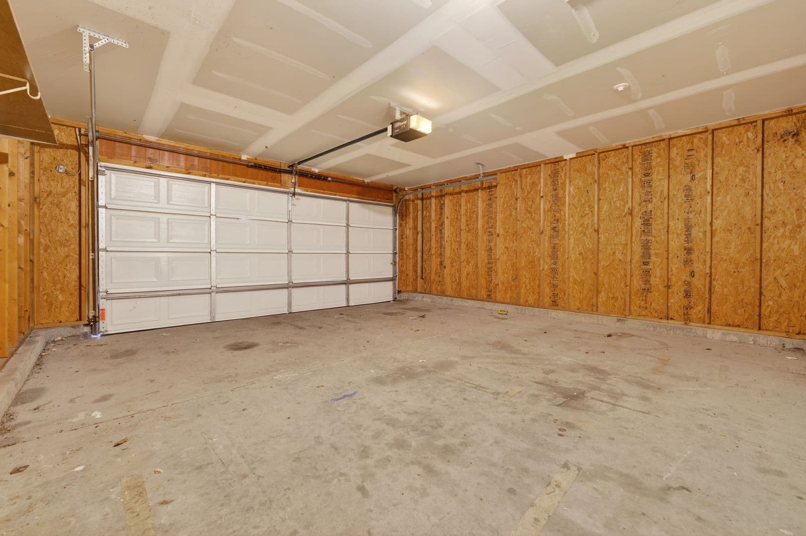 Wichita Apartment: 4329-4337 S Elizabeth