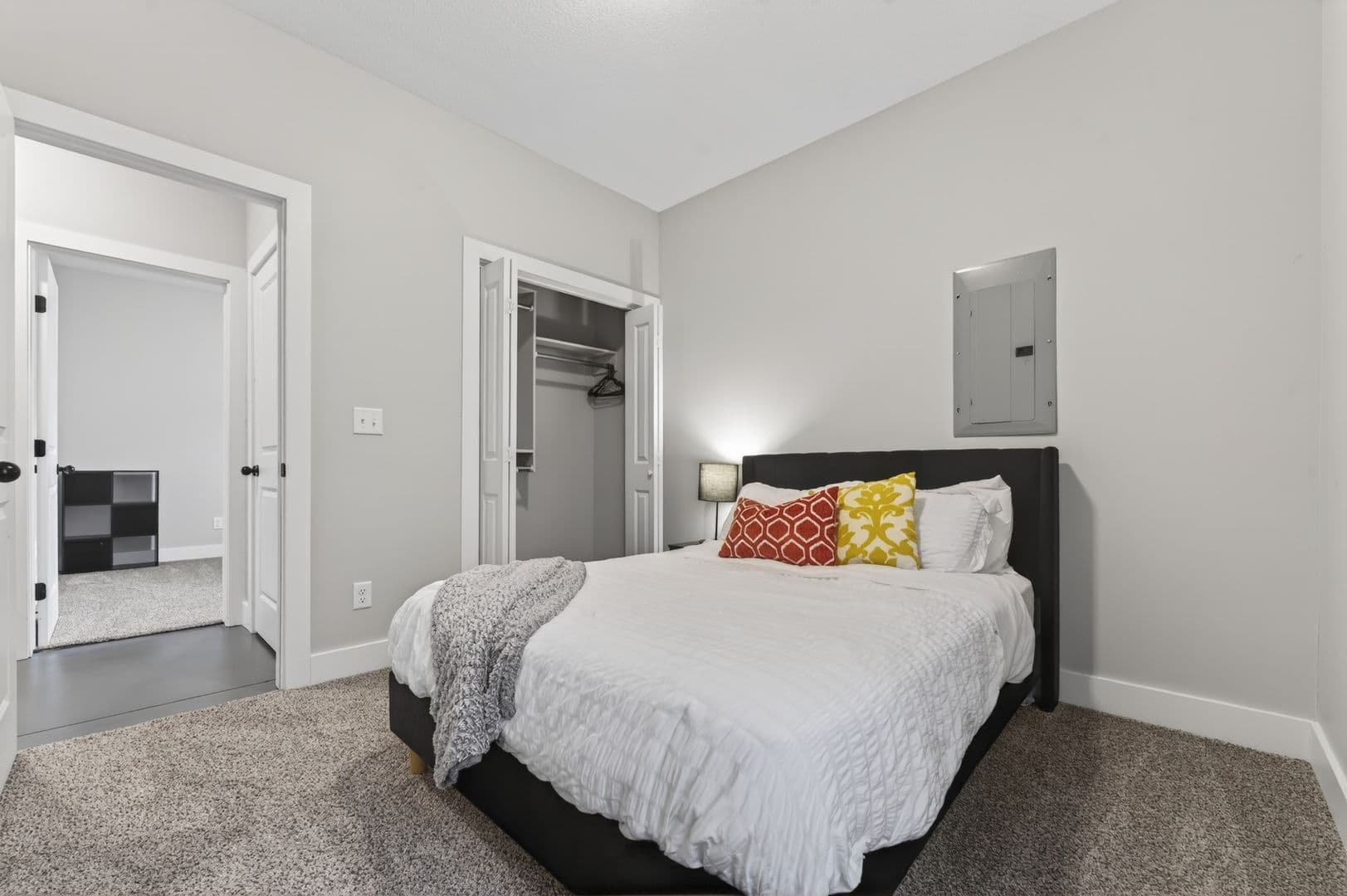 Wichita Apartment: 2934 W Murdock