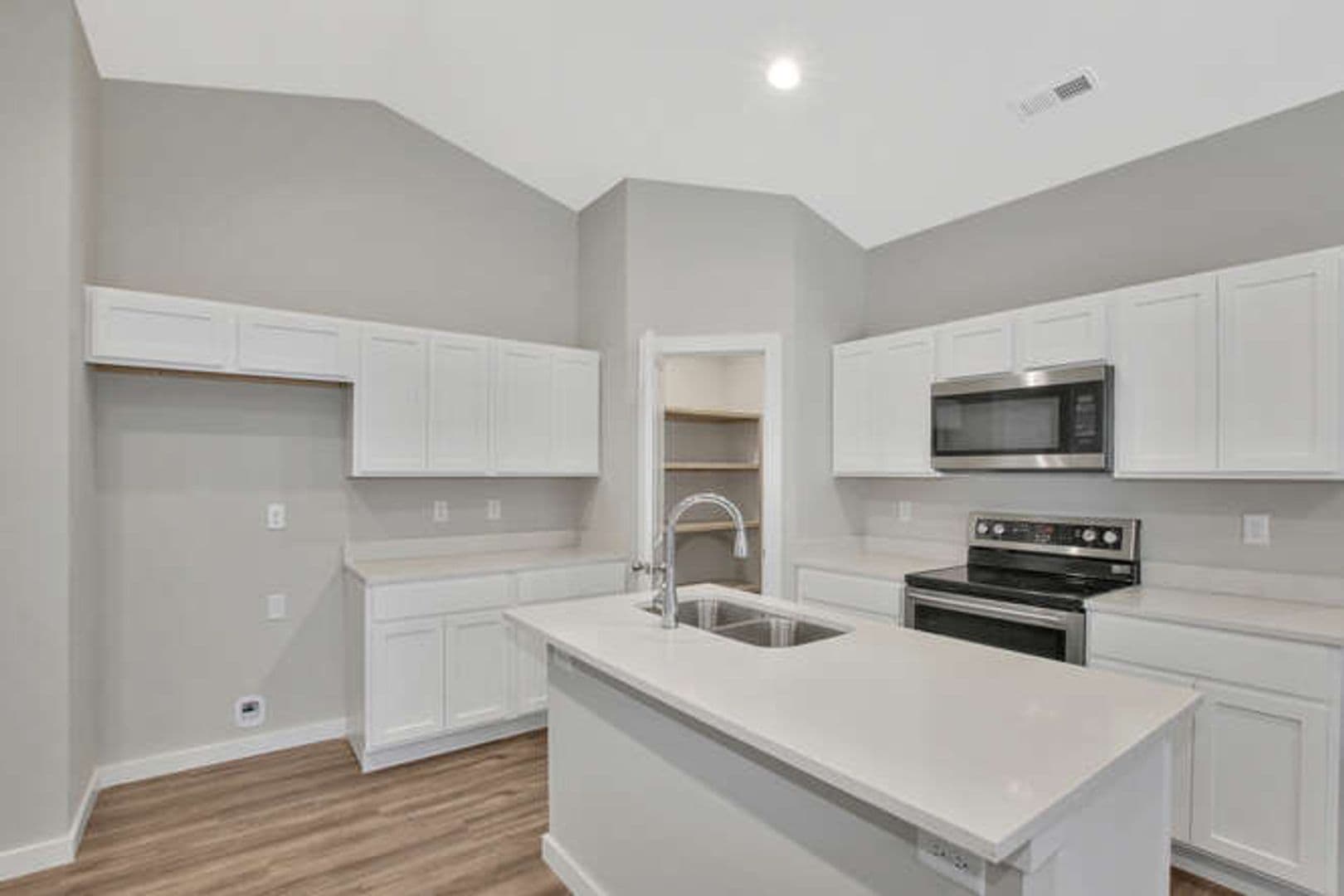 Wichita Apartment: 13543-13557 W Haskell