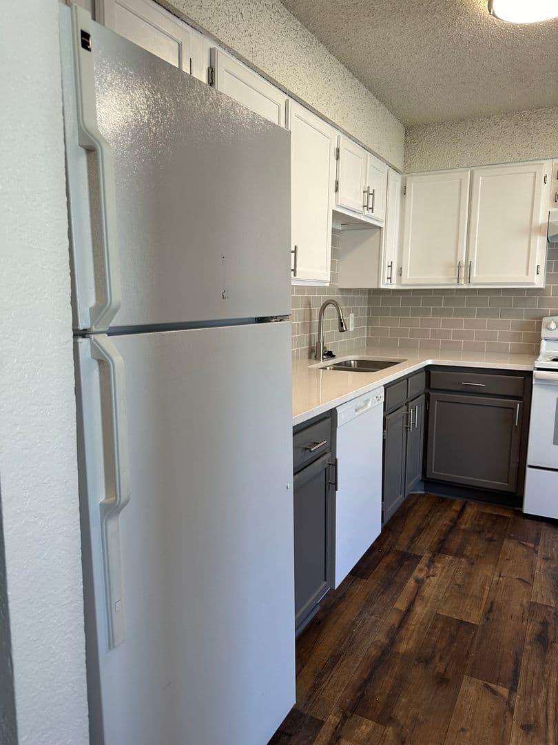Wichita Apartment: 3425 E. English St.