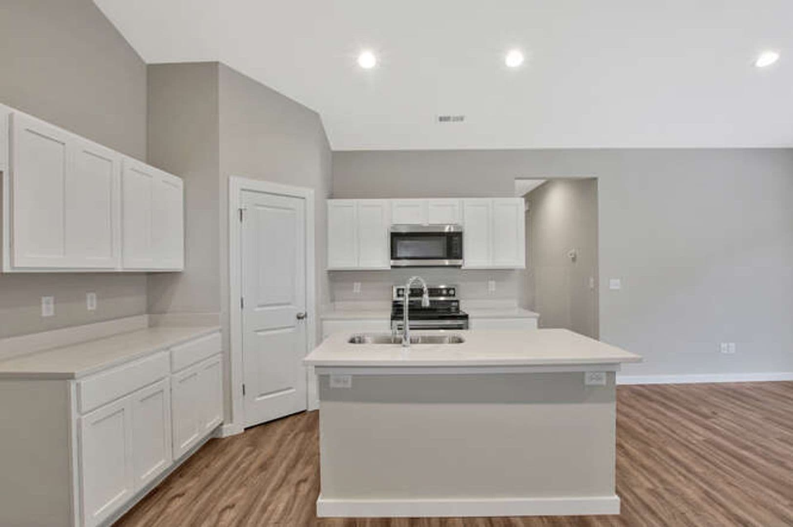 Wichita Apartment: 13543-13557 W Haskell
