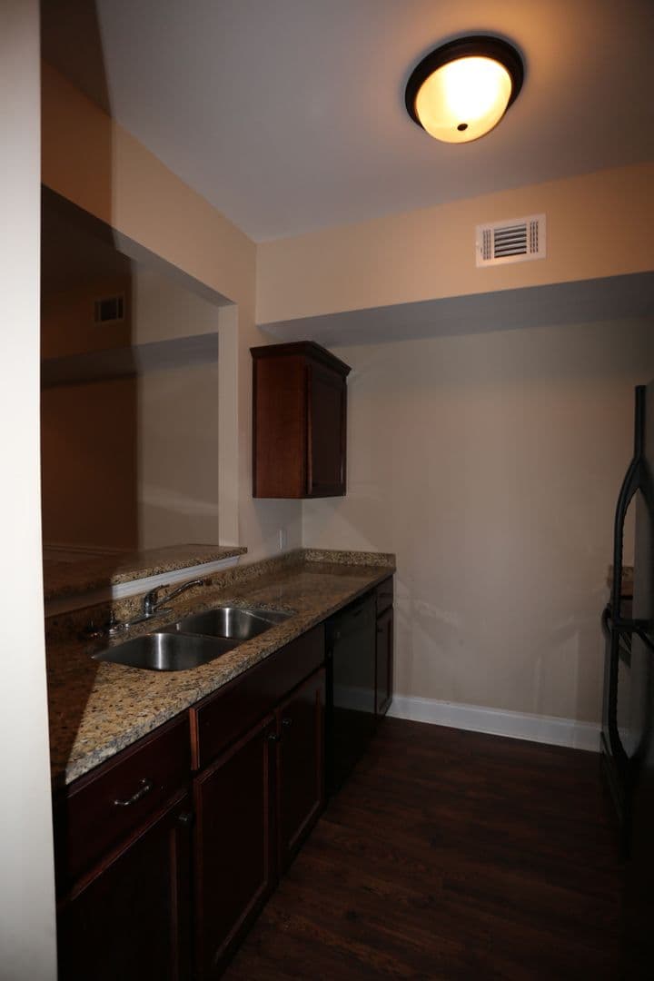 Statesboro Apartment: 142 Reserve Ln