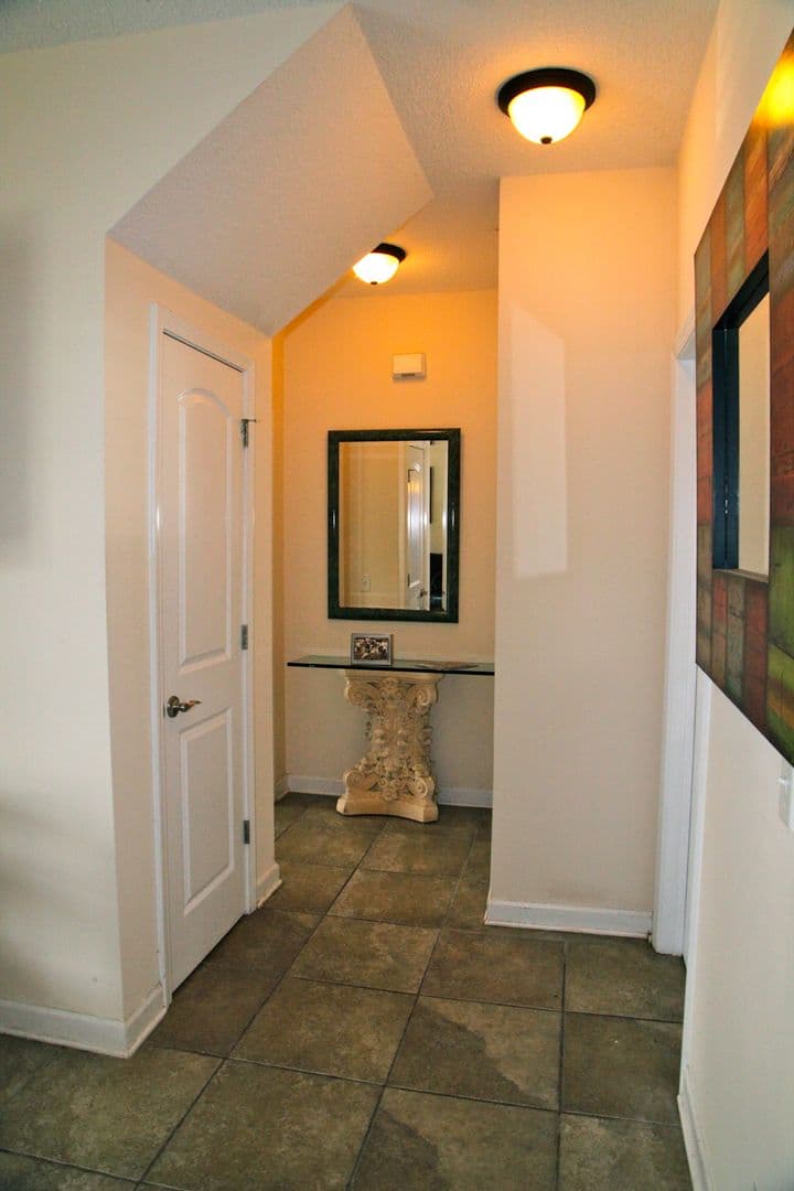 Statesboro Townhome: 4 Paradise Cove
