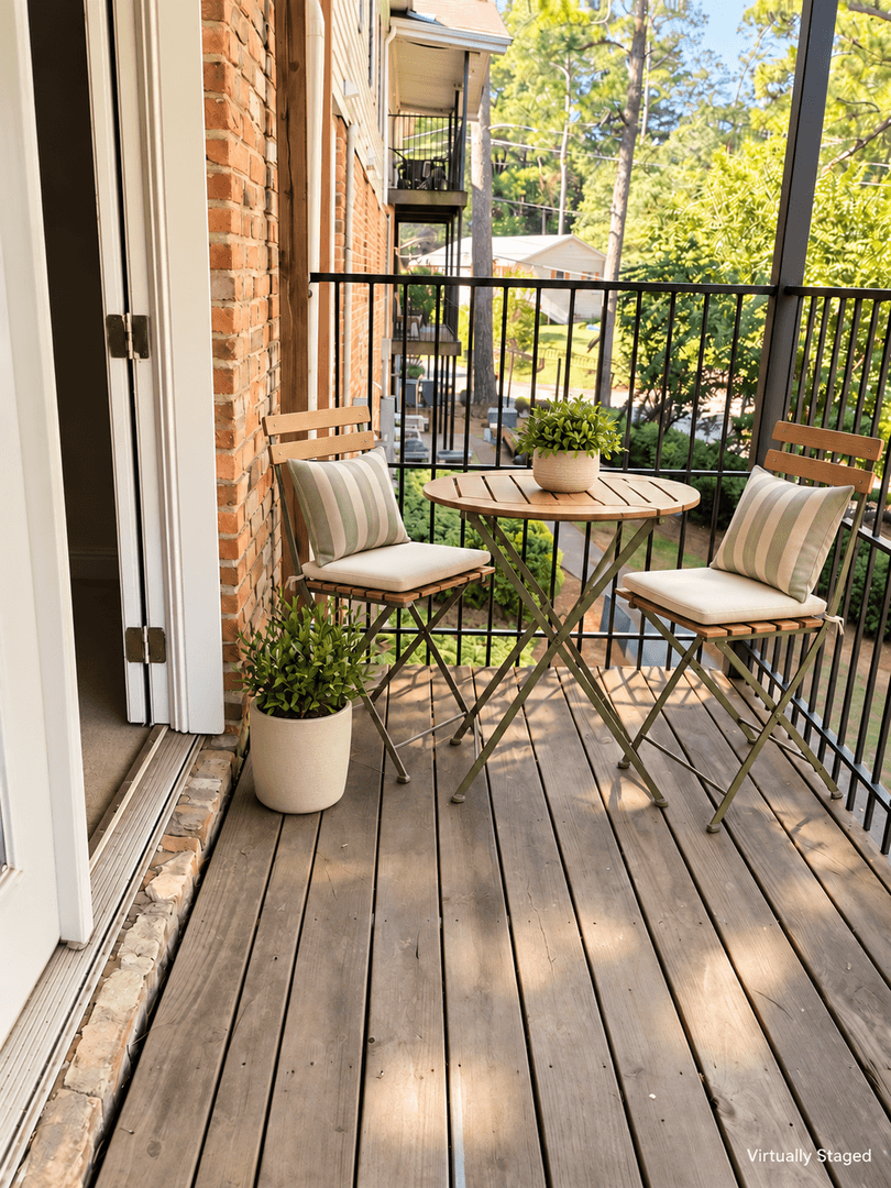 Macon Apartment: 1895 Clinton Road