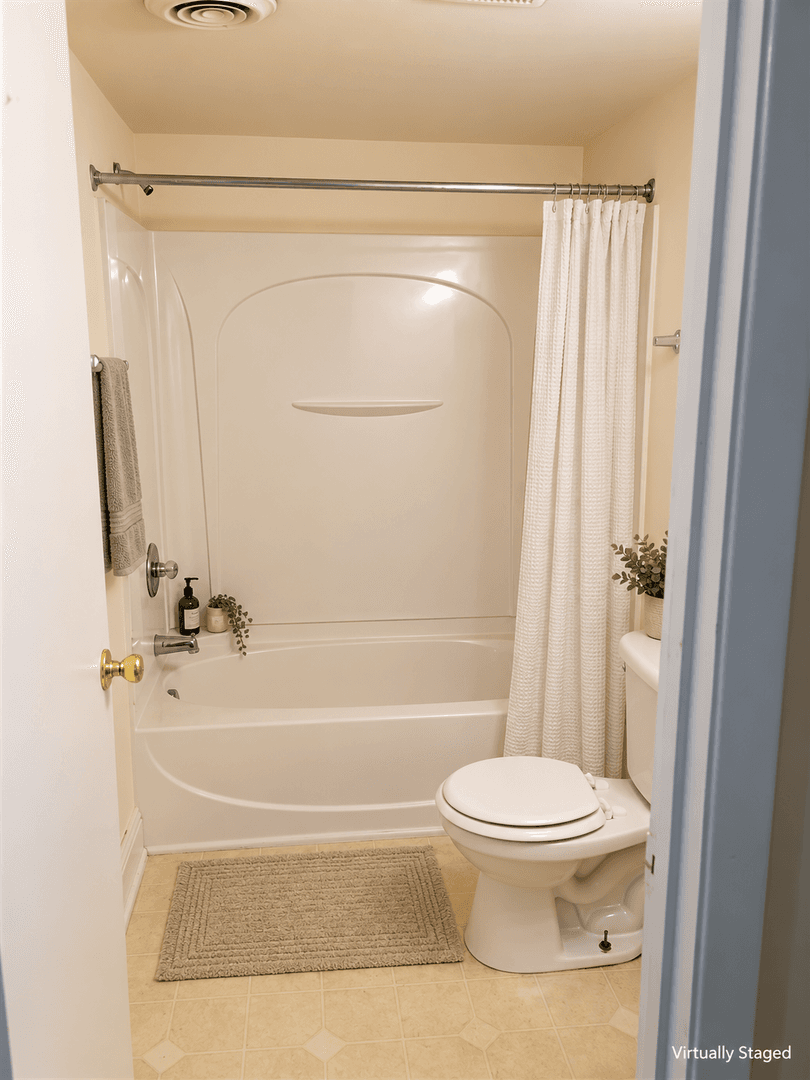 Macon Apartment: 1895 Clinton Road