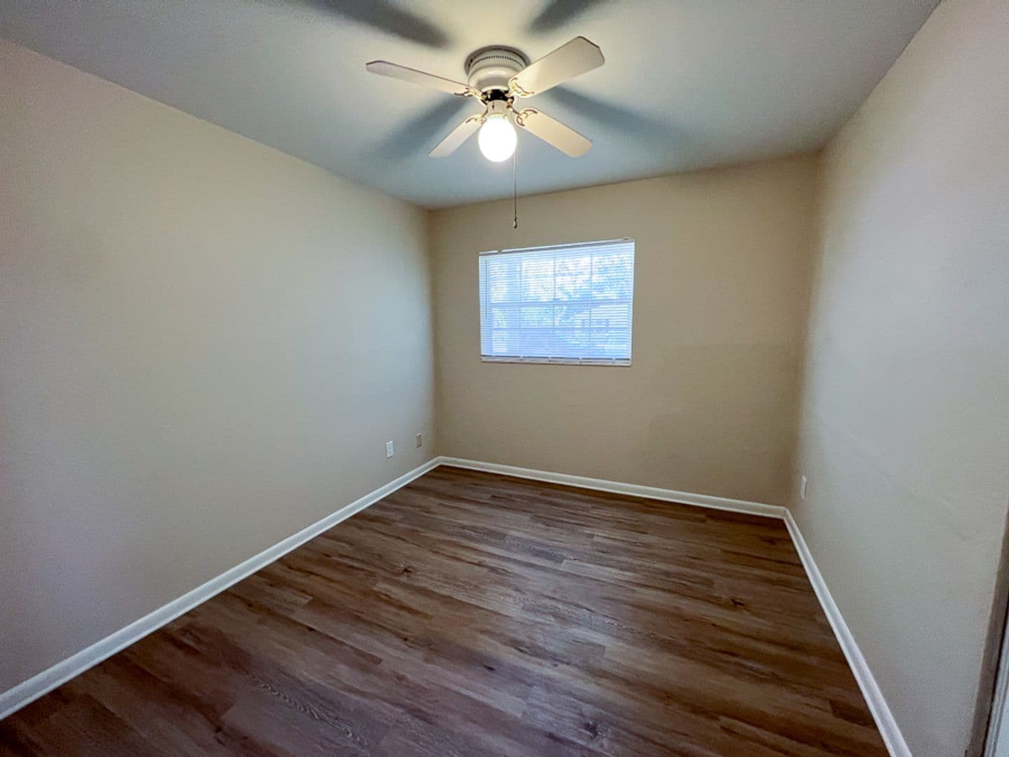 Gainesville House: 2110 NW 54th Terrace