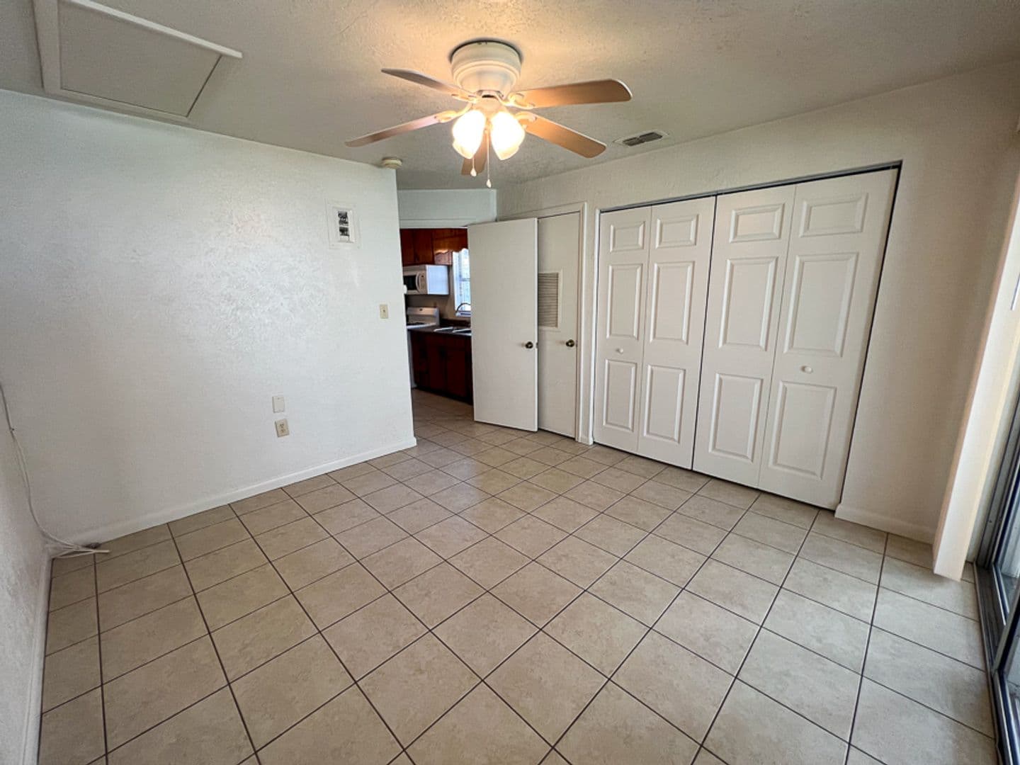 Gainesville Apartment: 1406 SW 18th Place