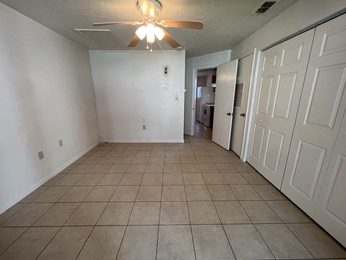 Gainesville Apartment: 1406 SW 18th Place