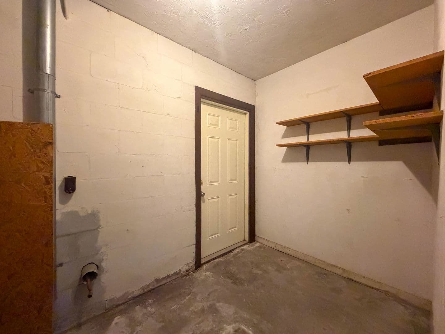 Gainesville House: 5631 NW 29th Street