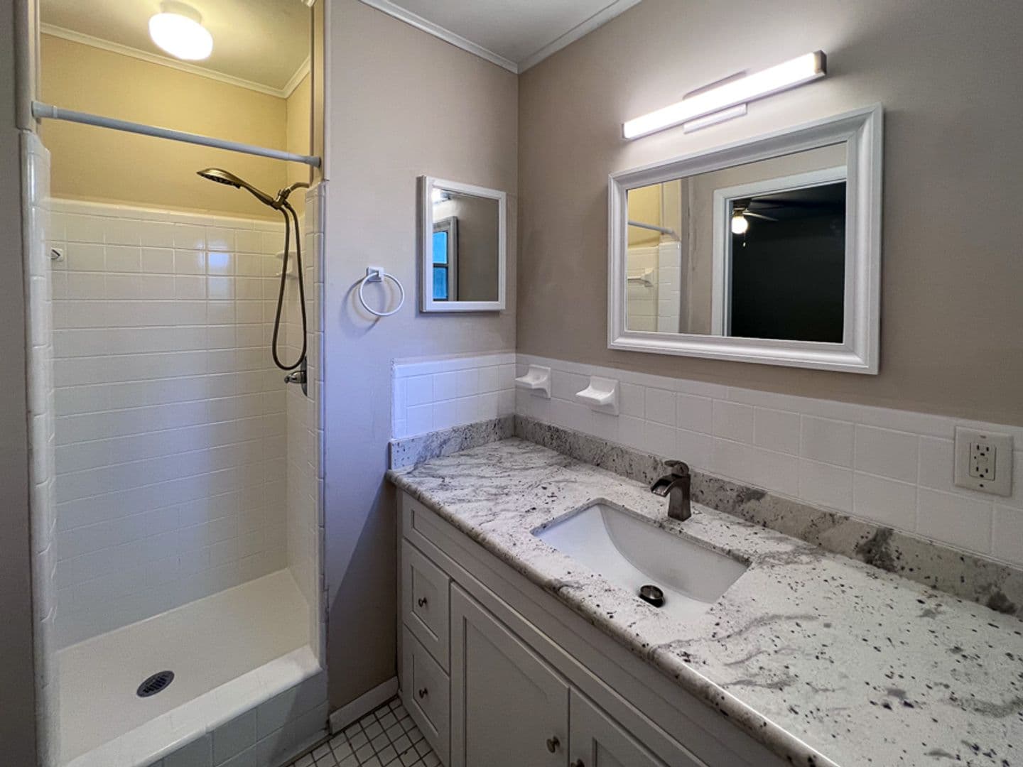 Gainesville House: 2110 NW 54th Terrace