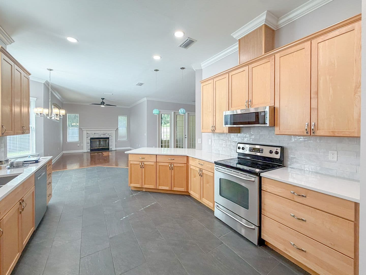 Gainesville House: 9044 SW 25th Road