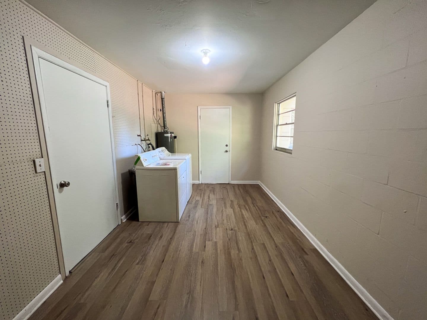 Gainesville House: 2110 NW 54th Terrace