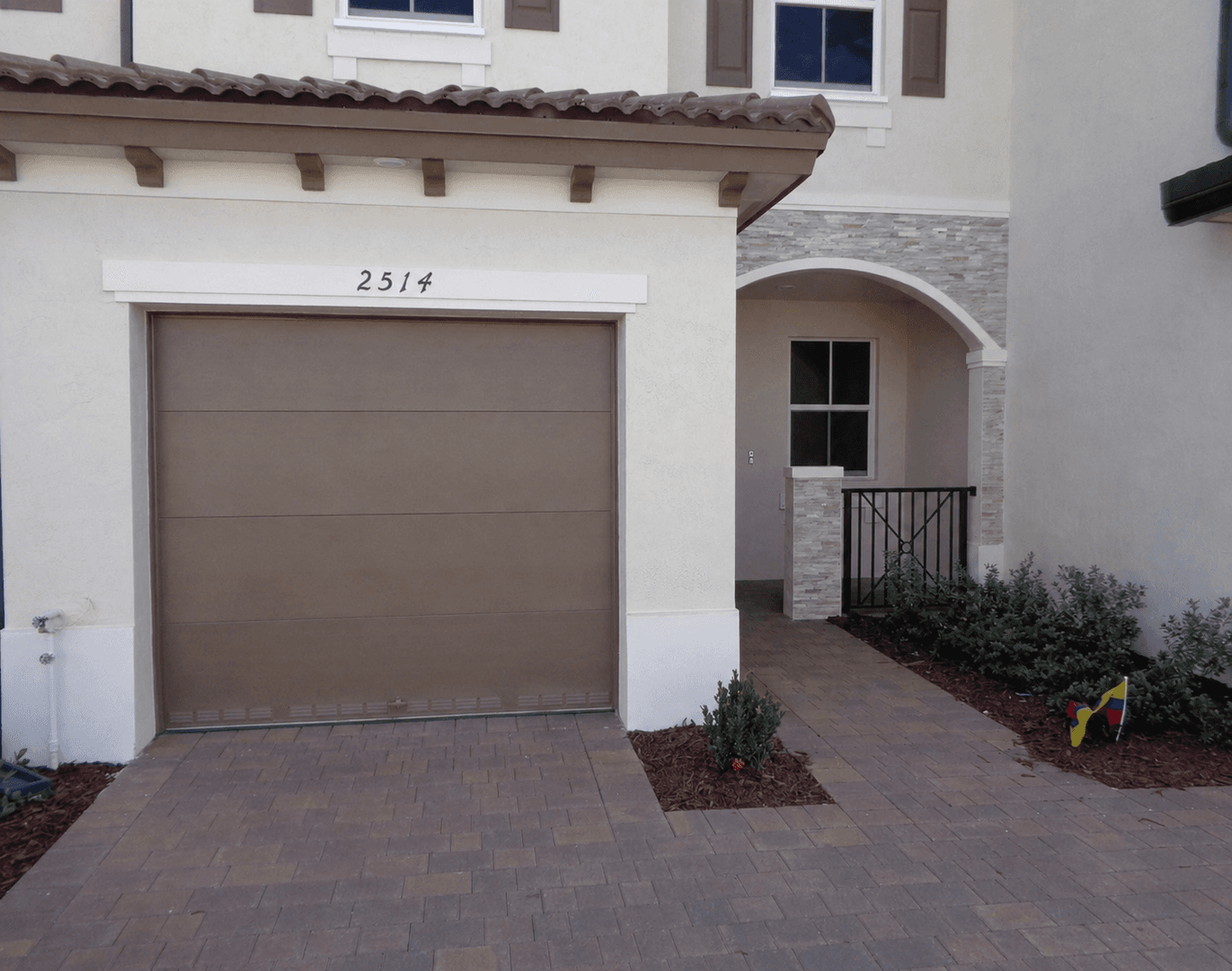 Homested Townhome: 2514 SE 29 st