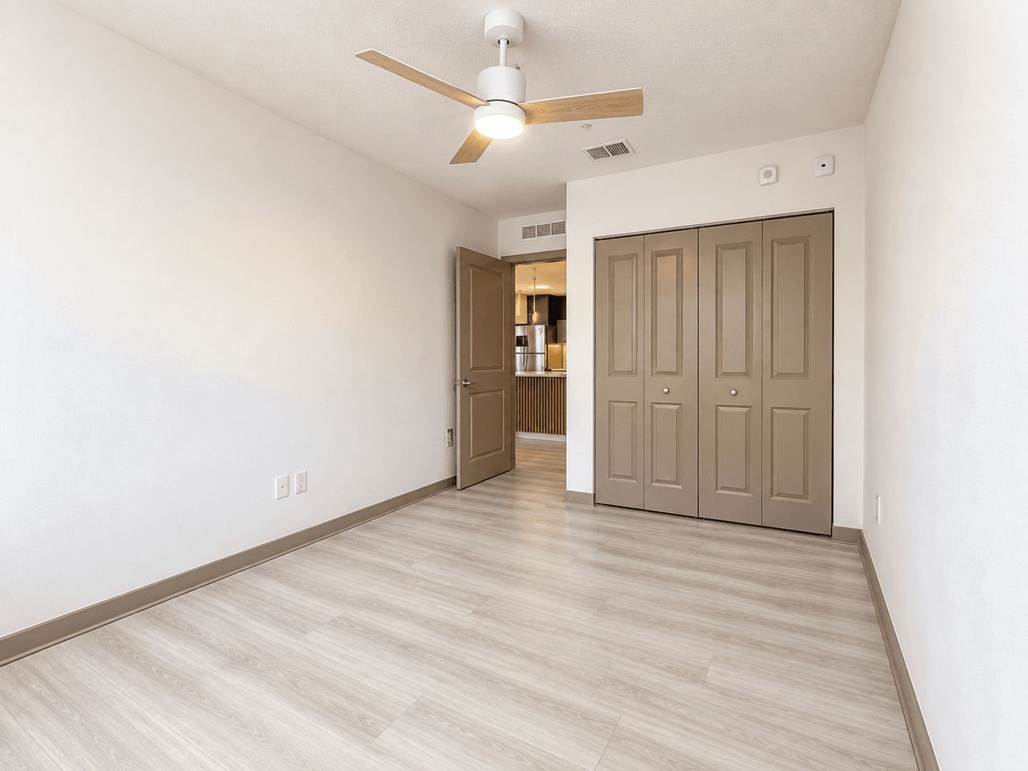 Orlando House: 5563 Millenia Park Blvd unit 504