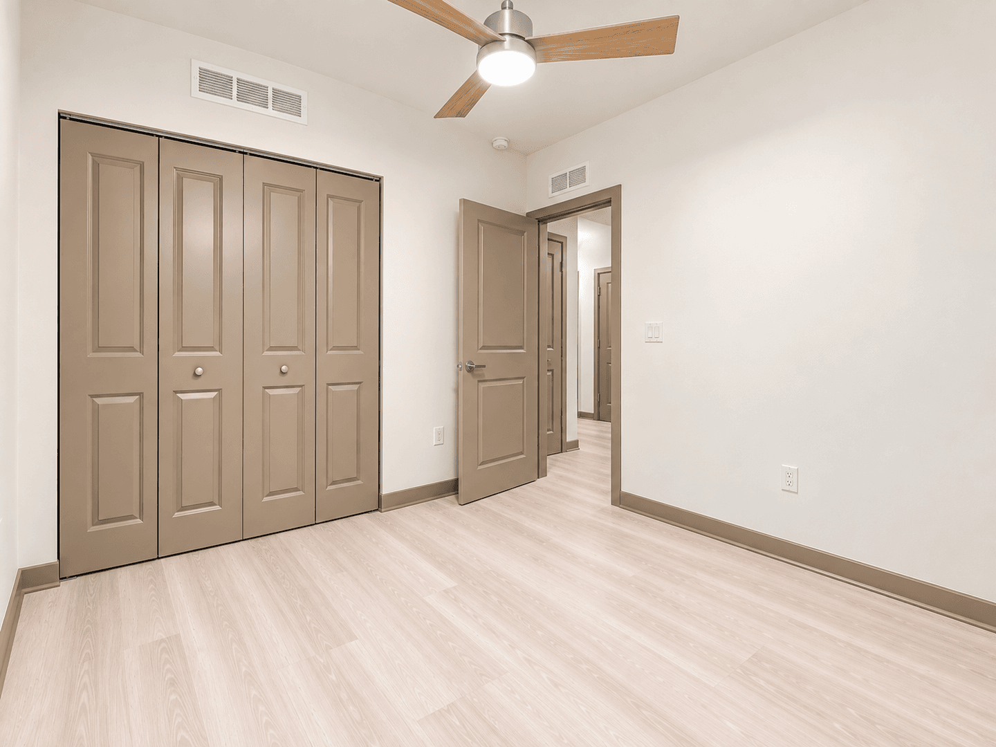 Orlando House: 5563 Millenia Park Blvd unit 504