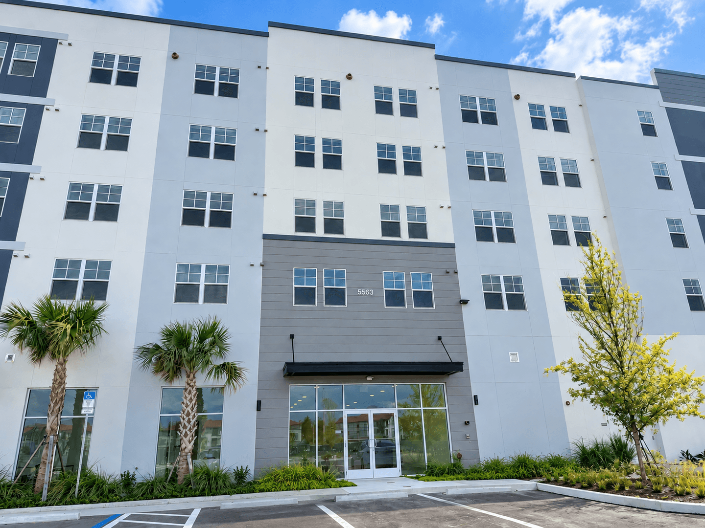Orlando House: 5563 Millenia Park Blvd unit 504