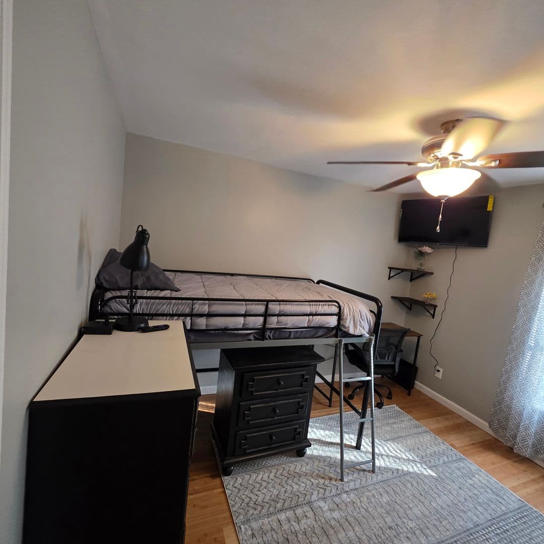 Tonawanda Apartment: 149 Adam Street