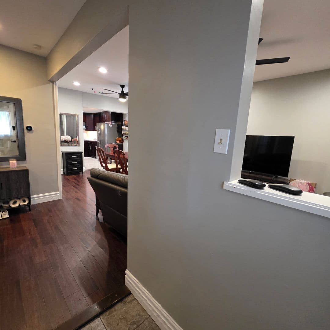 Tonawanda Apartment: 149 Adam Street