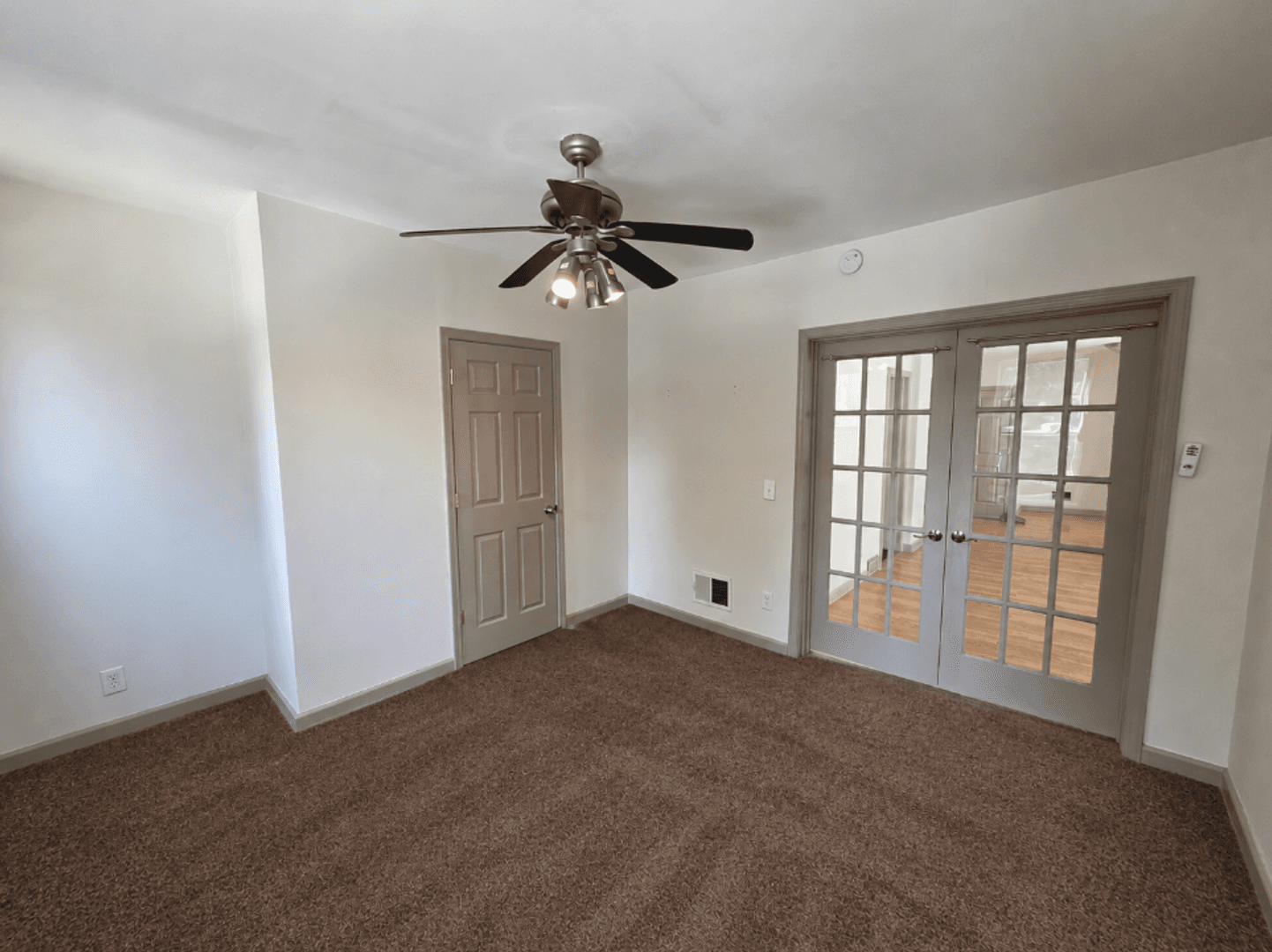 Rochester Apartment: 30 Hickory St - 2-Up