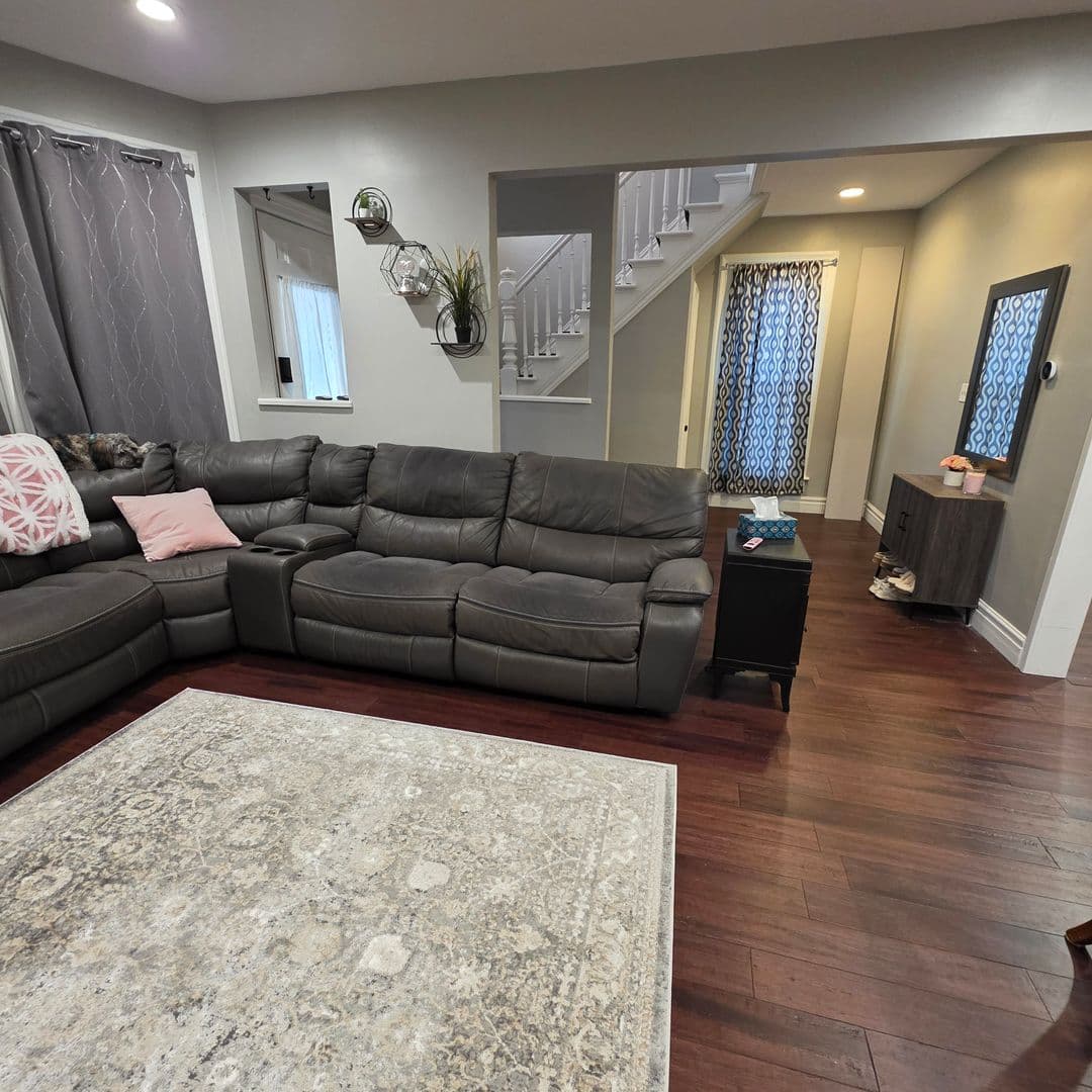 Tonawanda Apartment: 149 Adam Street