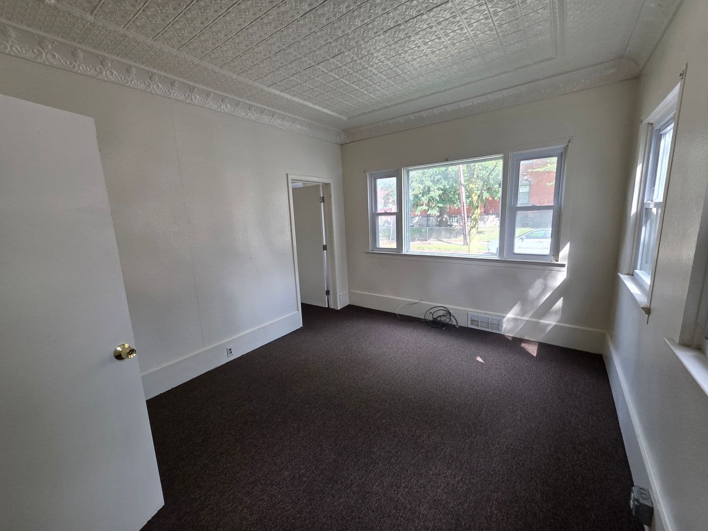 Rochester Apartment: 15 Lorenzo St Dn