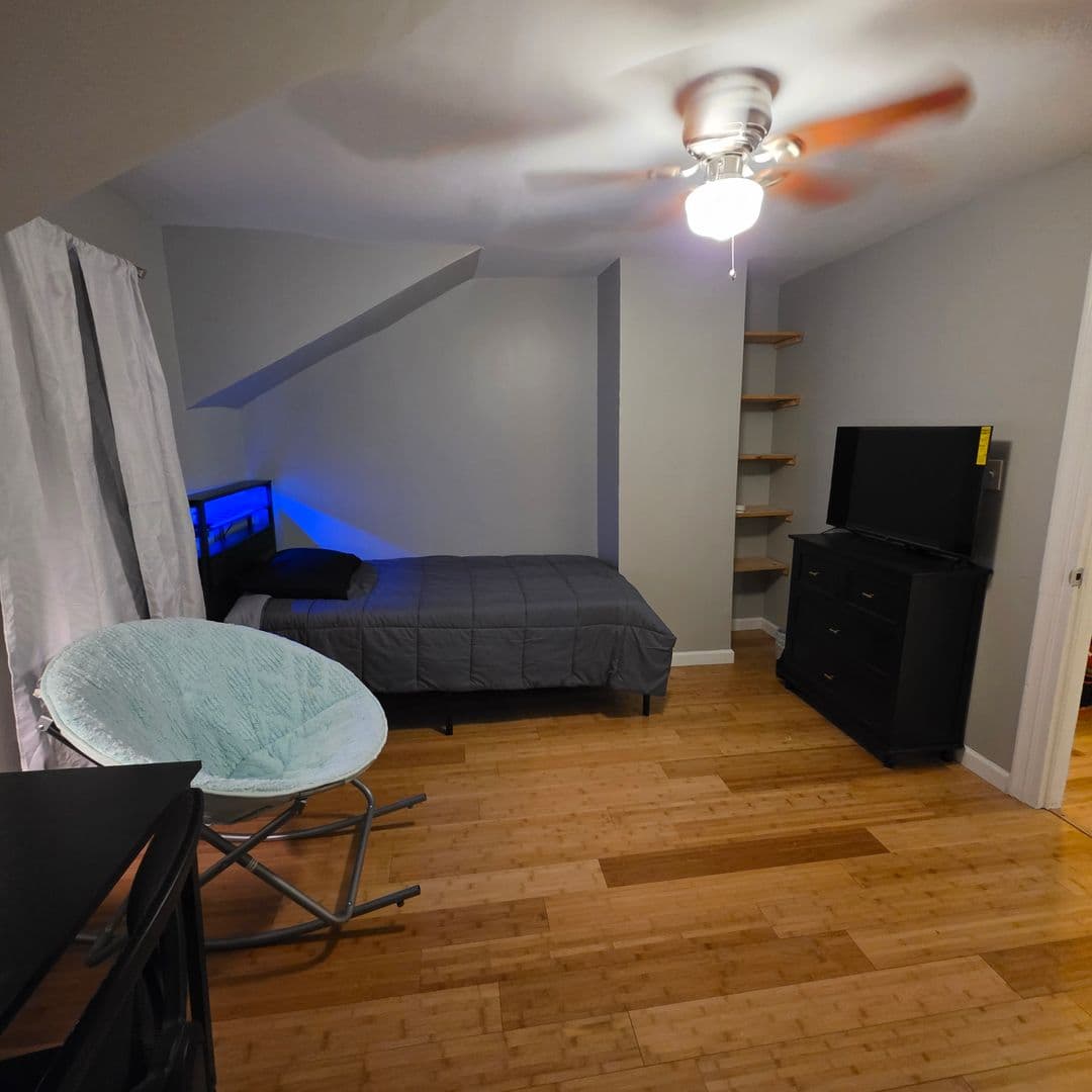 Tonawanda Apartment: 149 Adam Street