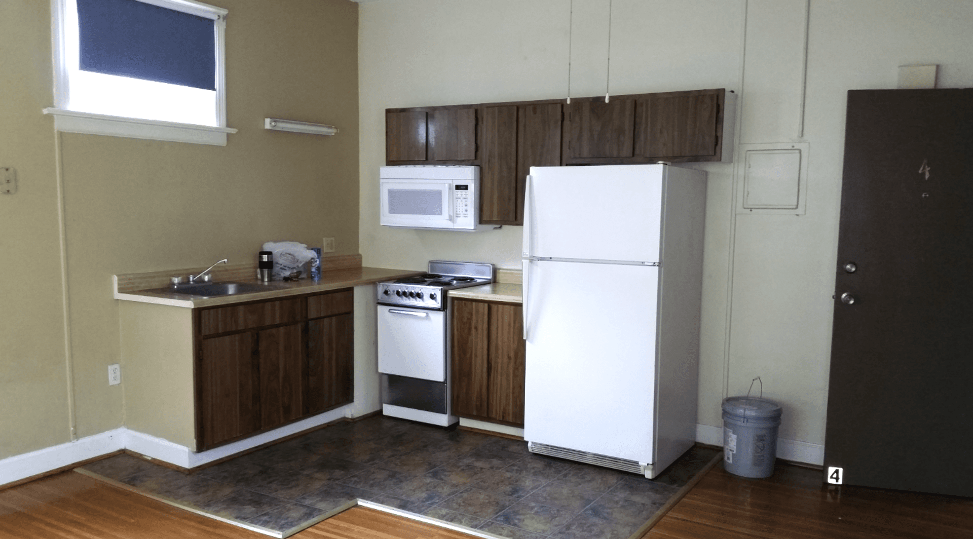 Rochester Apartment: 93 Marsh St
